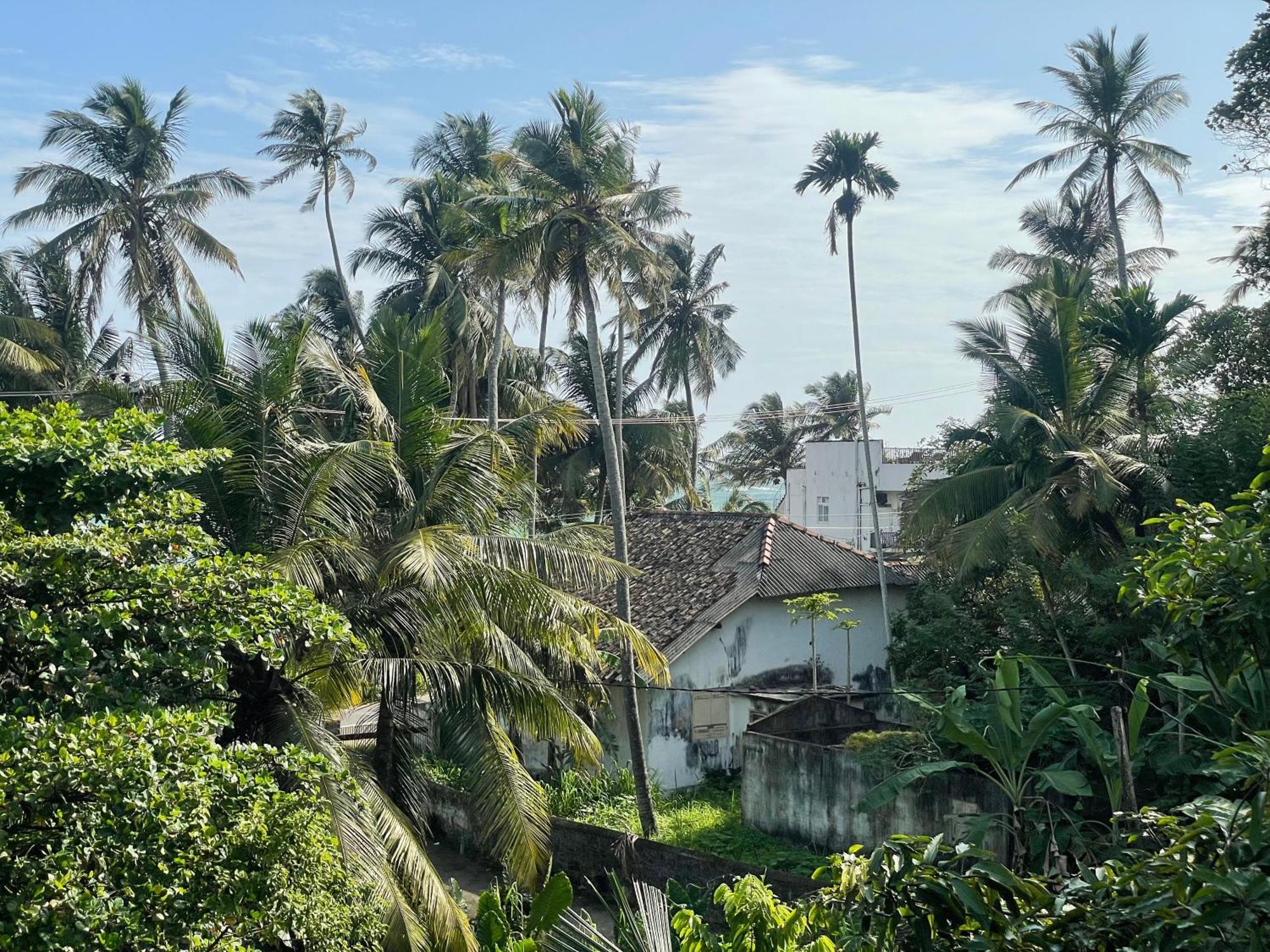 Serendipity Beach Unawatuna Exterior photo
